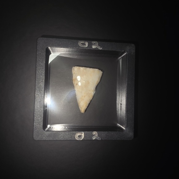 Other - Hand Knapped‎ Stone Arrowhead – Mexico – Unauthenticated Display Artifact